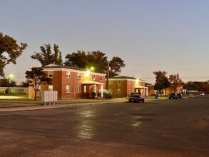 Building Photo - 212 S Fillmore St