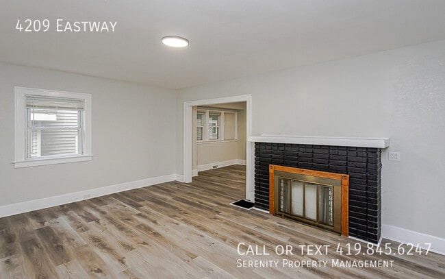 Building Photo - 4209 Eastway-