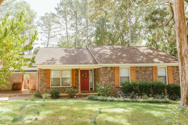 Foto del edificio - 103 Wingfield Dr