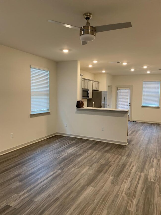 Building Photo - 7810 Linda Michelle Ln