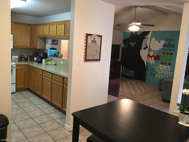 Foto del edificio - 3 br, 2 bath  - 501 Legacy Lane