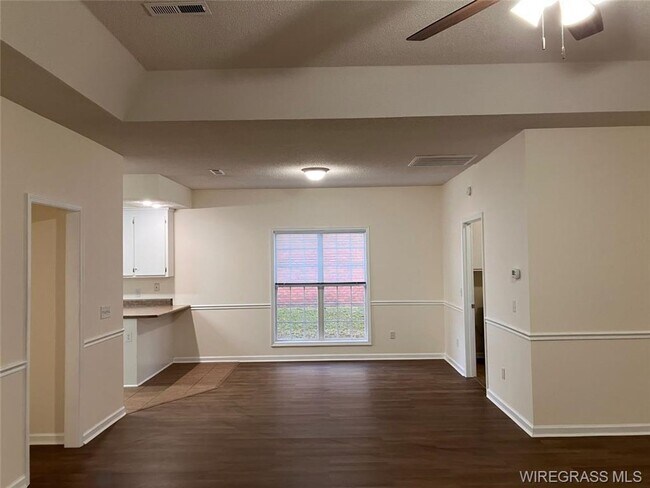 Foto del edificio - 209 Camden Drive