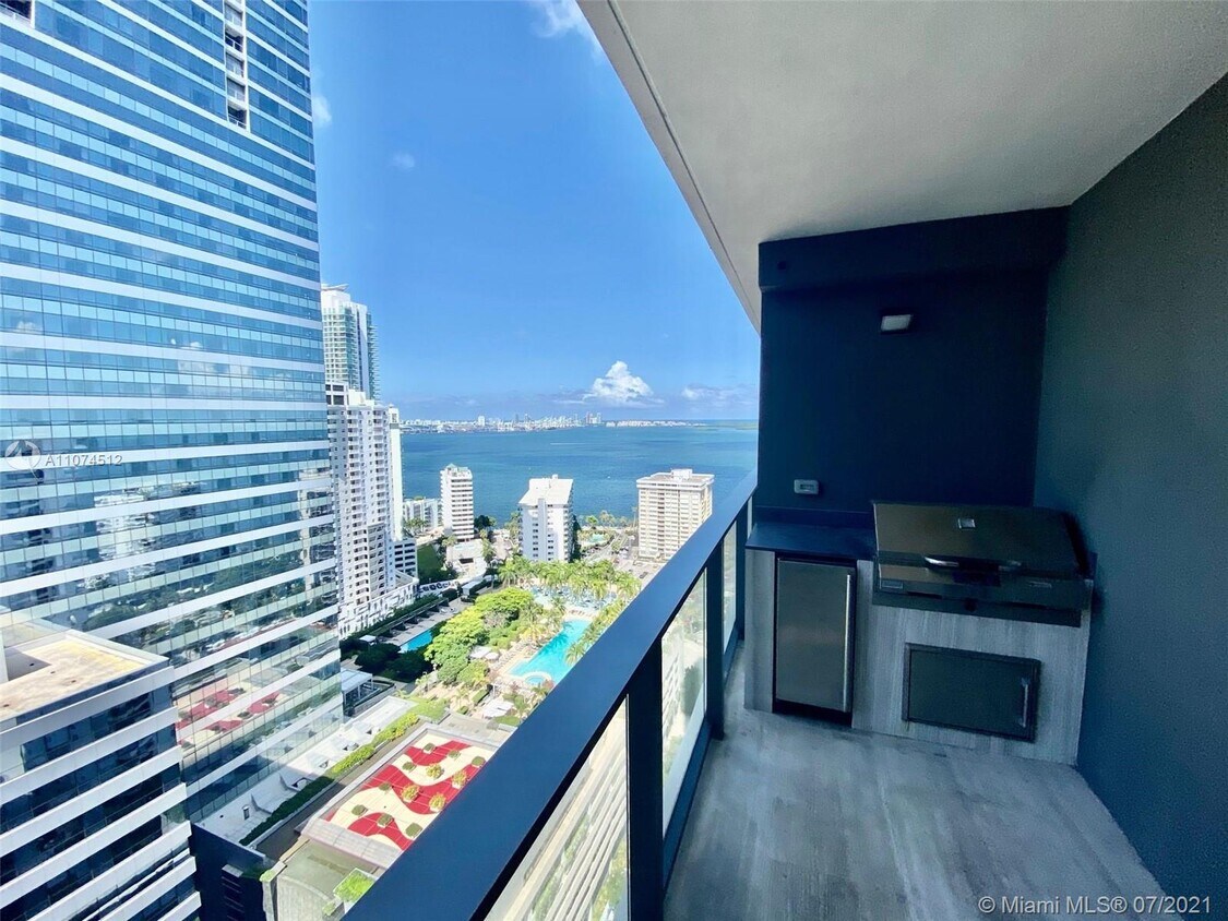 1451 Brickell Ave Unit 2606 Miami Fl 33131 Condo For Rent In Miami Fl Apartments Com