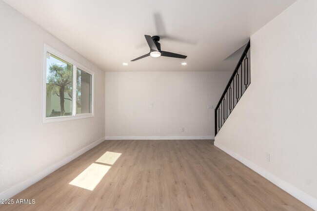 Foto del edificio - 7647 E Montecito Ave