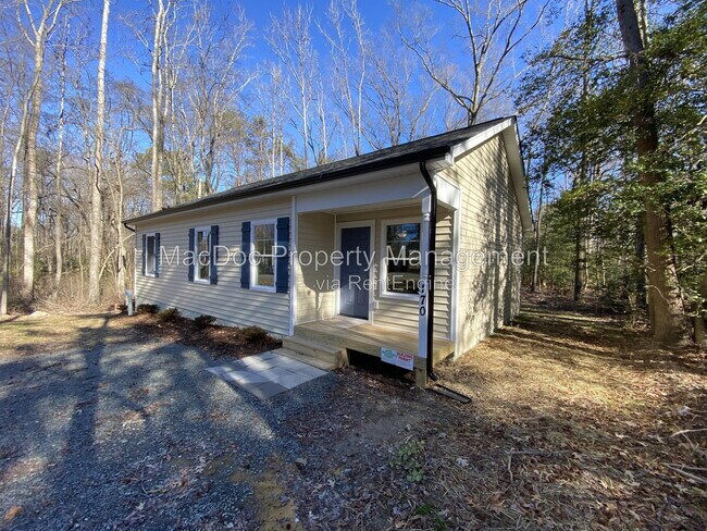 Foto del edificio - 170 Forest Grove Rd