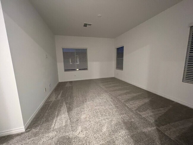 Foto del edificio - 267 Cordelia Cove Ave