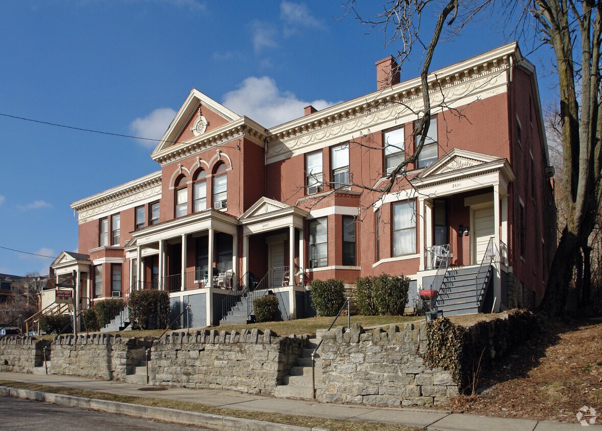 Foto del edificio - 2623 Kemper Ln