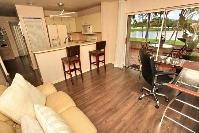 Foto del edificio - 7265 SW 42nd Ct