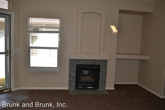 Building Photo - 3 br, 2 bath House - 3911 Leah Heights