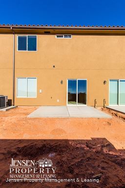 Foto del edificio - 3 br, 2.5 bath House - 2527 Bella Vista Drive