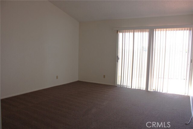 Foto del edificio - 12168 Mt Vernon Ave