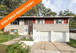 Building Photo - 698 Doren Dr