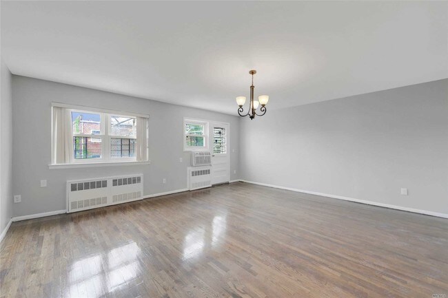 Building Photo - 745 Remsen Ave