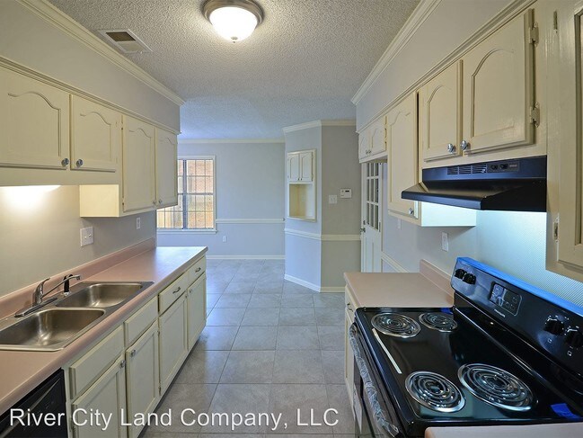 Building Photo - 3 br, 2 bath House - 6494 Saddleback Circle