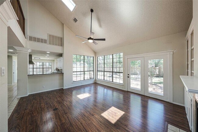 Building Photo - 9104 Marybank Dr