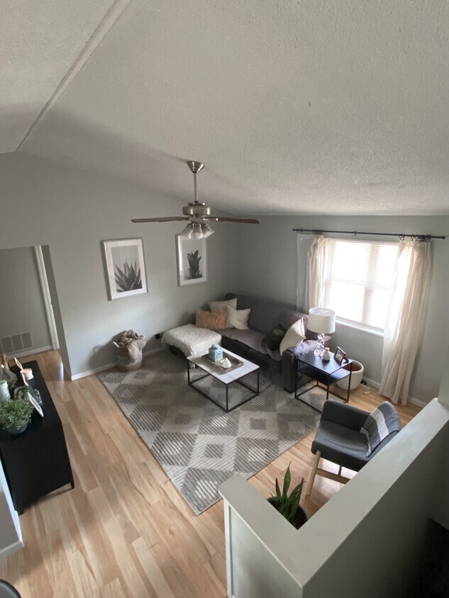 1631 E Swan Cir Unit 1631, St. Louis, MO 63144 Condo for Rent in St