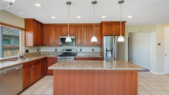 Building Photo - Beautiful Remodeled Three Bedroom Home in ...