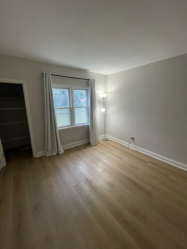 Building Photo - 61 Hamel Av