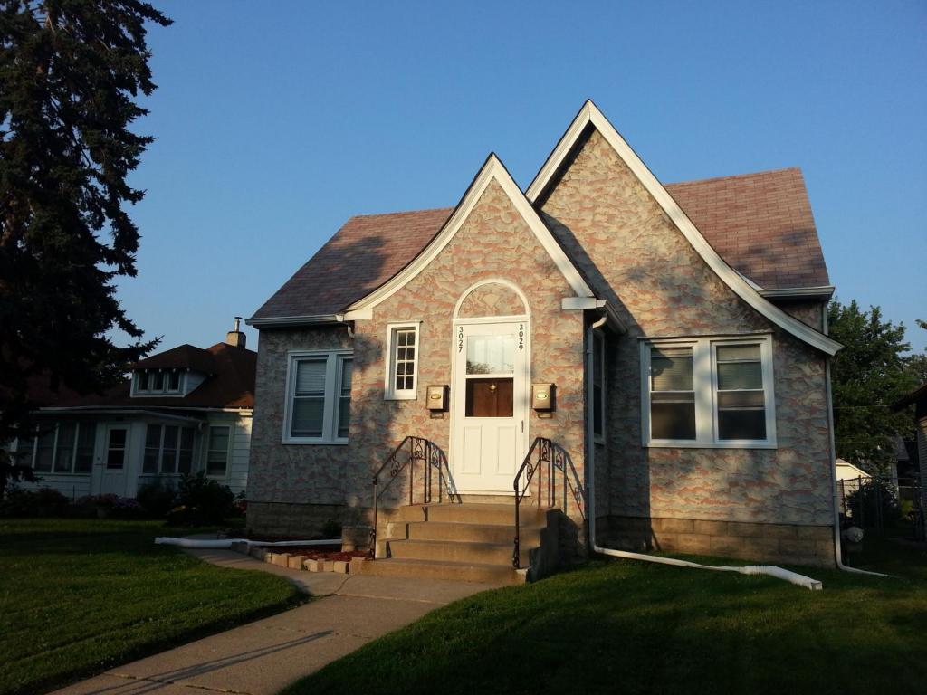 Foto principal - 3029 31st Ave S