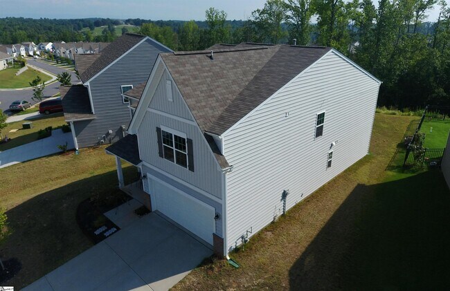 Building Photo - 246 Anna Gray Cir