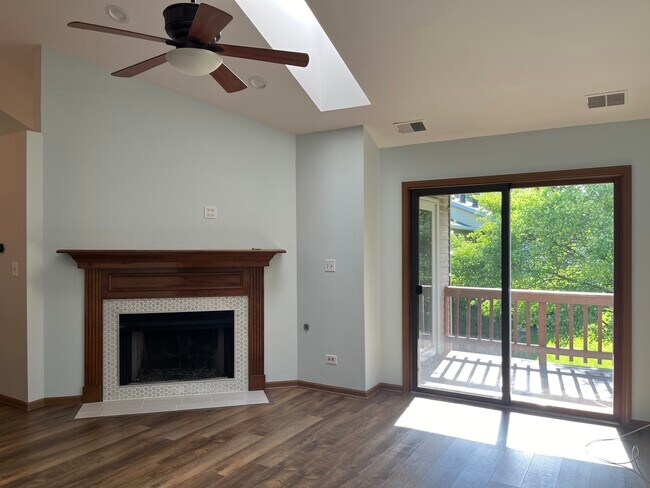 Building Photo - 978 Benedetti Dr