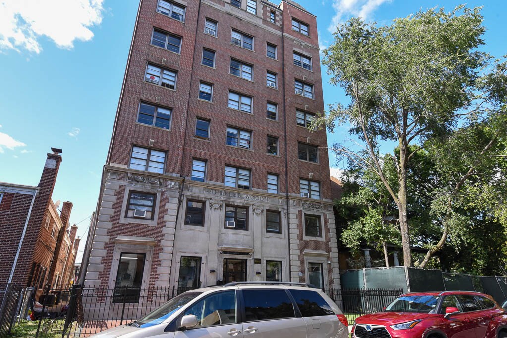 Foto principal - 6026 N Winthrop Ave