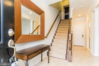 Building Photo - 42799 Hay Rd