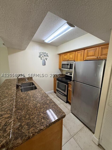 Foto del edificio - 5612 Rock Island Rd
