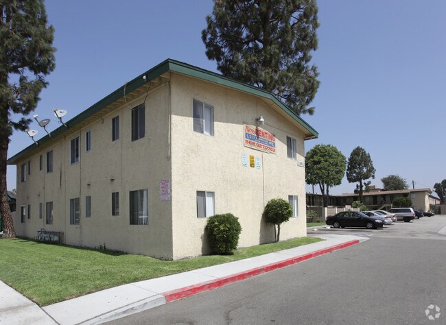 Foto del edificio - Downey Villas