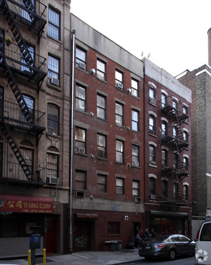 Building Photo - 24 Ludlow St
