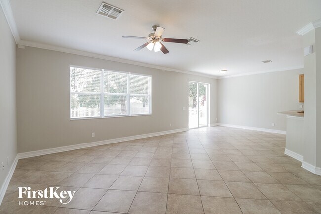 Foto del edificio - 2352 Spring Hollow Loop