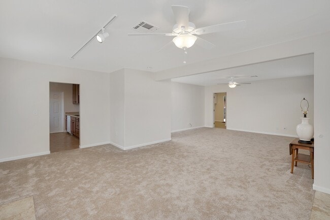 Foto del edificio - Single Level Family House