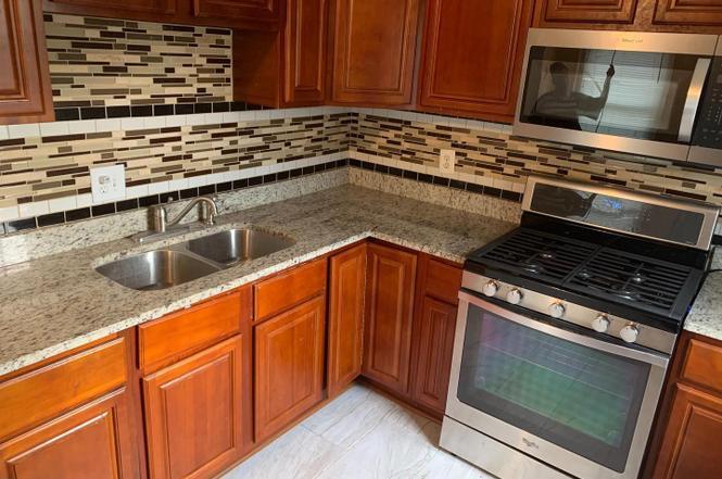 Kitchen - 8230 Kilmory Ct