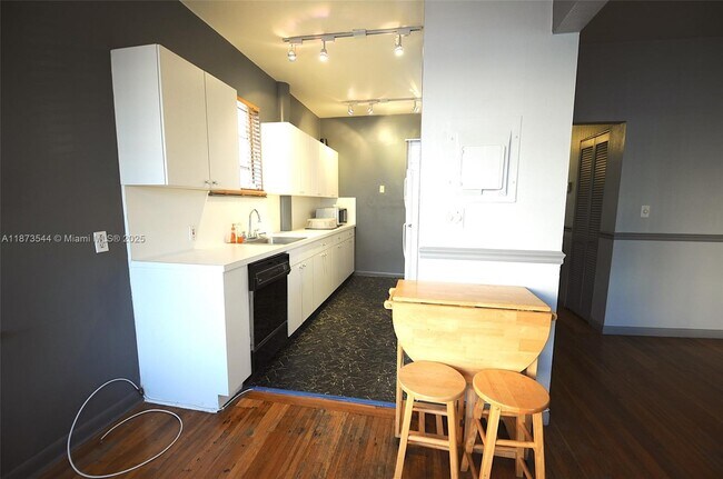 Foto del edificio - 610 8th St