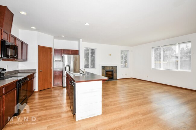 Foto del edificio - 1412 E 64th St