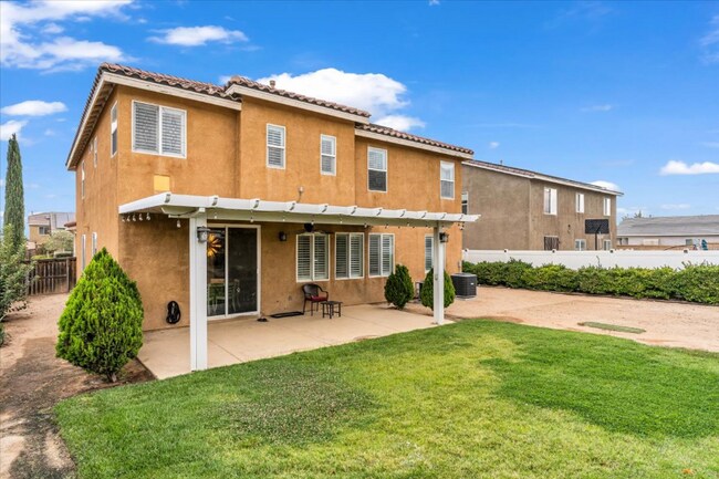 Foto del edificio - 16687 Hastings Pl