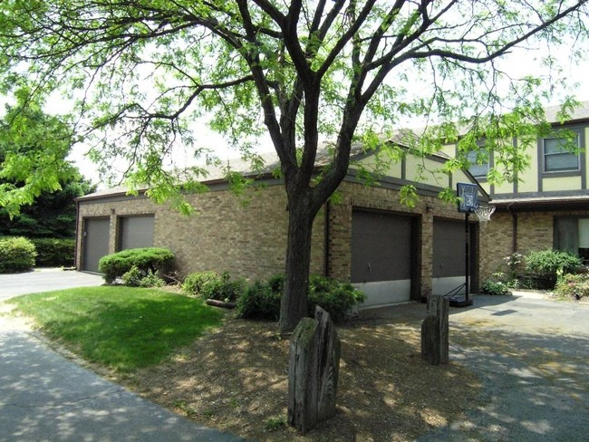  - 5708-5716 Tibaron Ln
