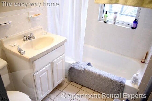 Building Photo - 155 Summer St