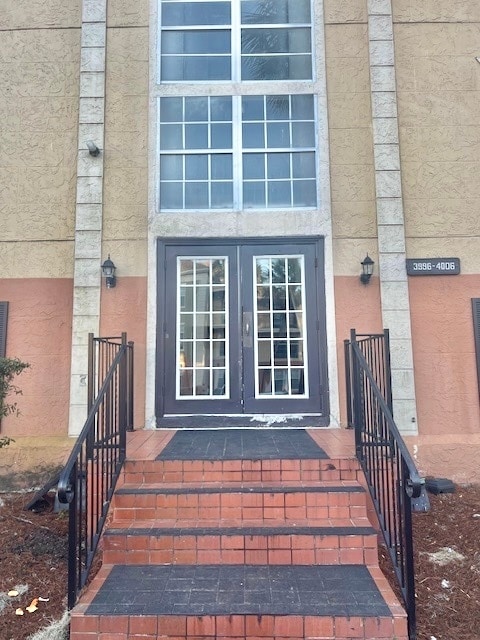 Building Photo - 4002 Versailles Dr