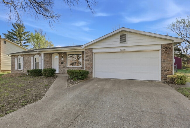 Foto del edificio - 2212 Rose Dr