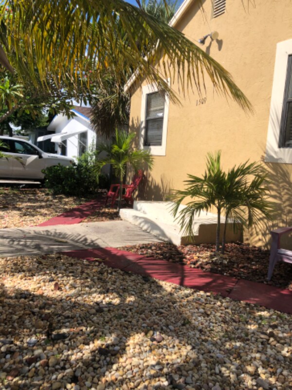 Foto principal - 1509 N J St