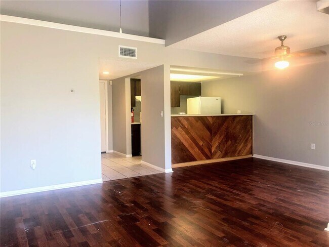 Foto del edificio - 5942 Peregrine Ave