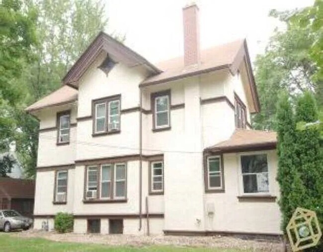 Foto del edificio - 1632 Jefferson St