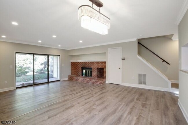 Foto del edificio - 116 Woodward Ln