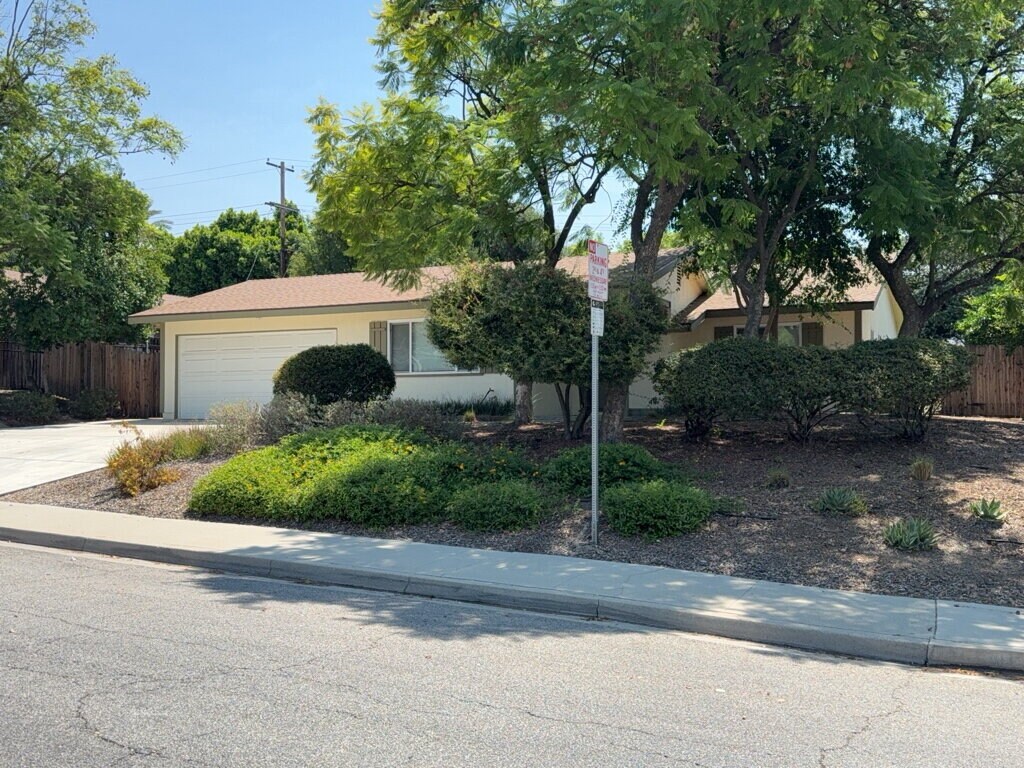 Foto principal - 3094 Flanders Rd