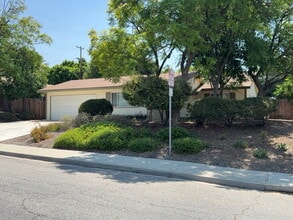 Building Photo - 3094 Flanders Rd
