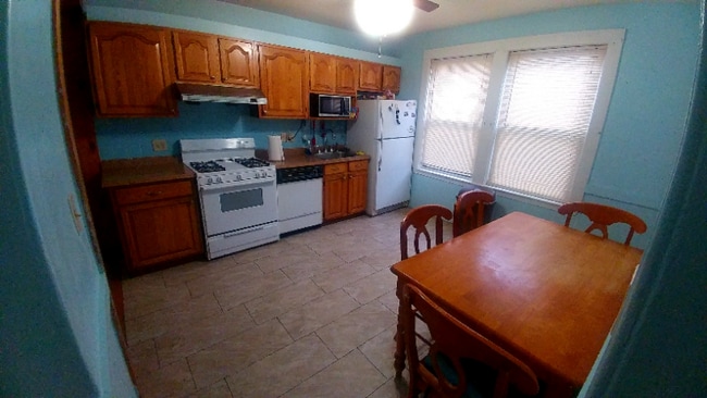 Photo - 44 Woodbine St Apartment