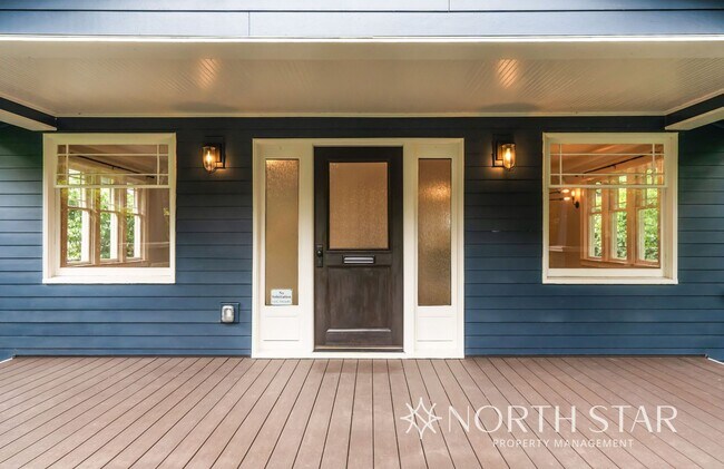 Building Photo - First Addition Craftsman