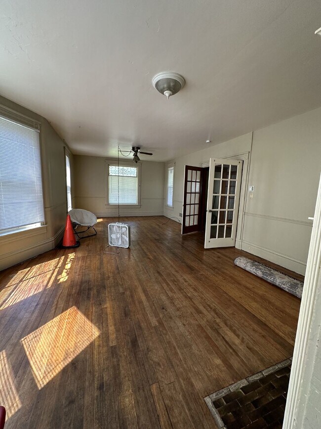 Foto del edificio - Superb 3 Bed 2 Bath close to UWEC! Availab...