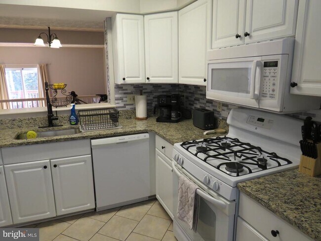 Building Photo - 993 Joshua Tree Ct